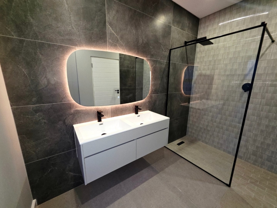 4 Bedroom Property for Sale in Sandown Western Cape